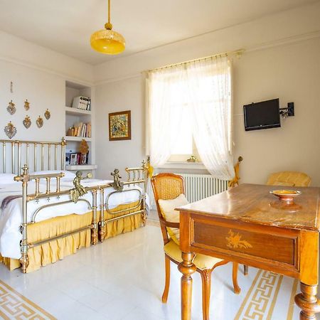 Solemar Sicilia - Casa Porto Bagnera Villa Santa Flavia Eksteriør billede