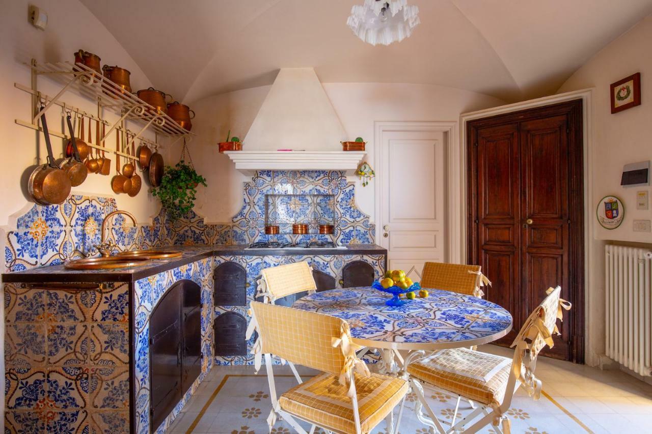 Solemar Sicilia - Casa Porto Bagnera Villa Santa Flavia Eksteriør billede