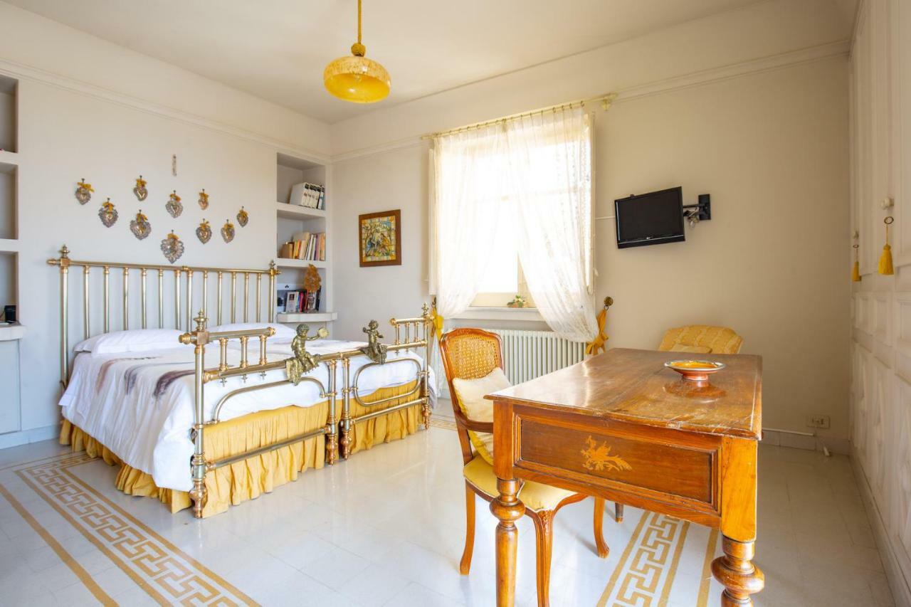 Solemar Sicilia - Casa Porto Bagnera Villa Santa Flavia Eksteriør billede